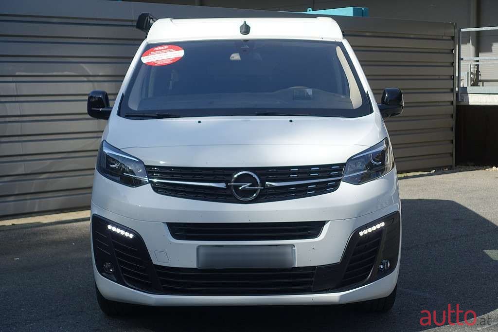 2022' Opel Zafira photo #4