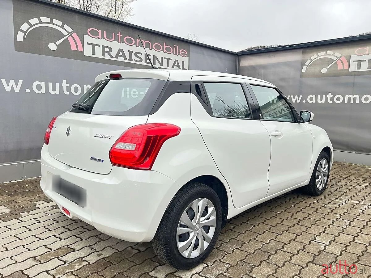2020' Suzuki Swift photo #4