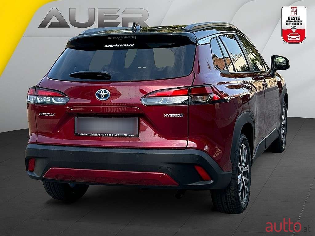 2024' Toyota Corolla Cross photo #4