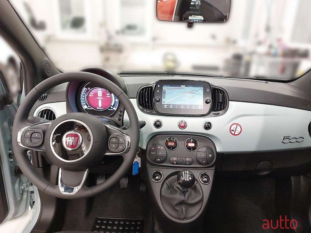 2023' Fiat 500C photo #4