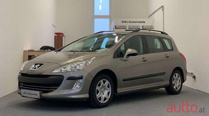 2010' Peugeot 308 photo #3