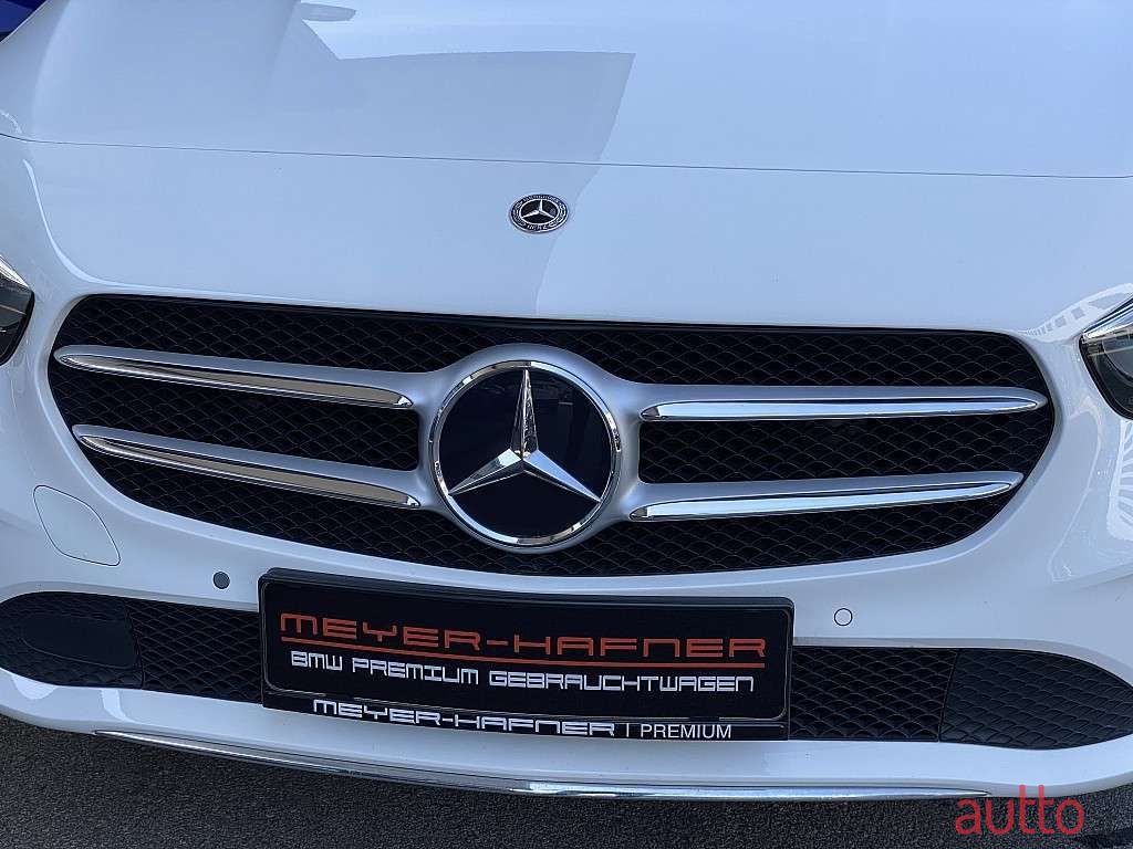 2019' Mercedes-Benz B-Klasse photo #3