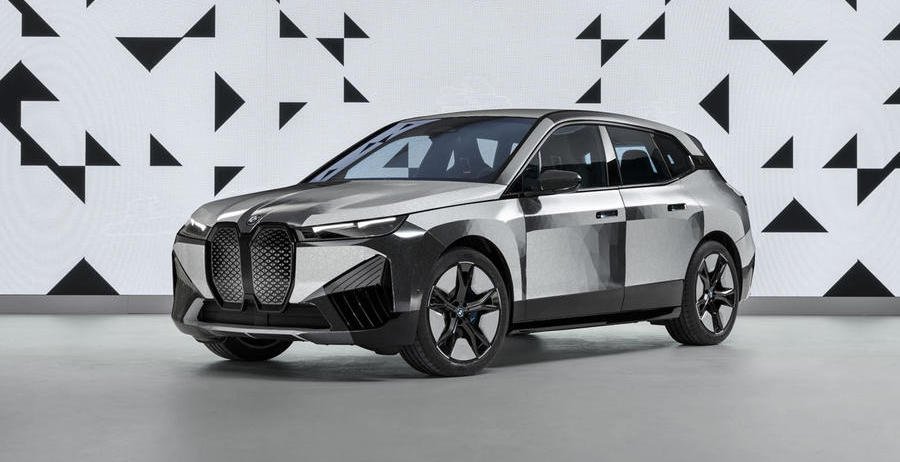 BMW Unveils Chameleon-Like Color-Changing IX Flow SUV at CES That Uses E-Reader Technology