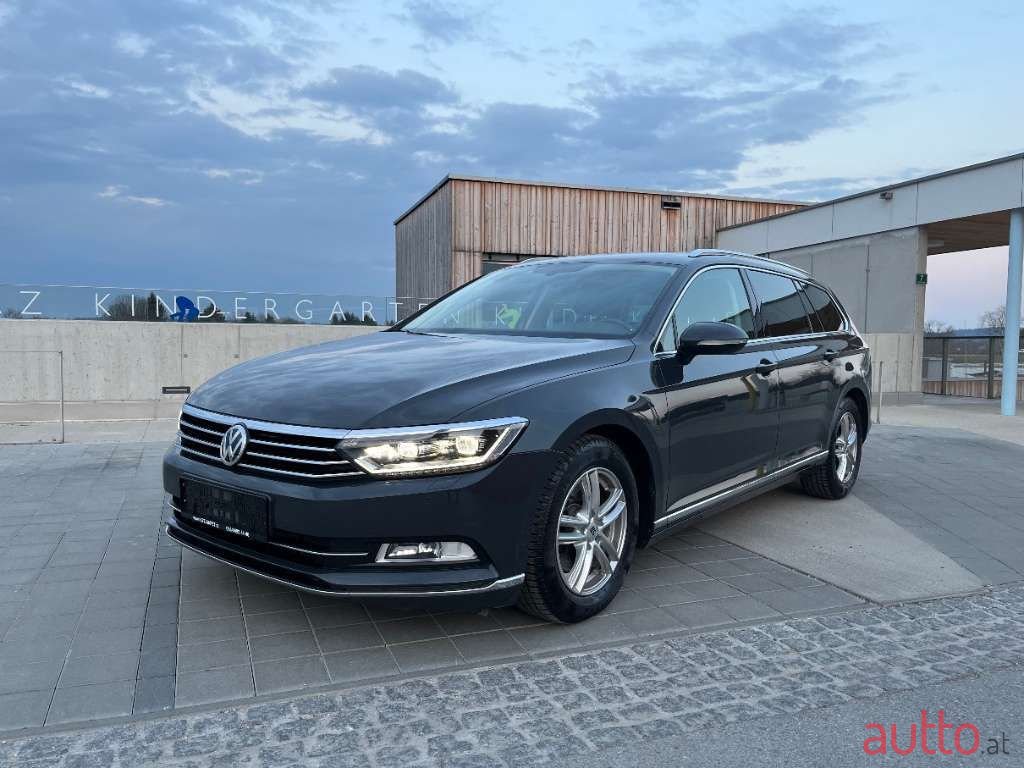 2018' Volkswagen Passat photo #1