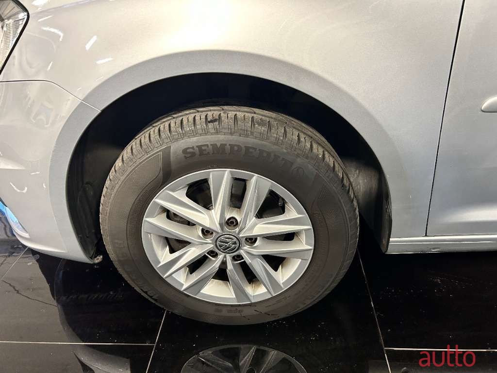 2018' Volkswagen Caddy photo #6