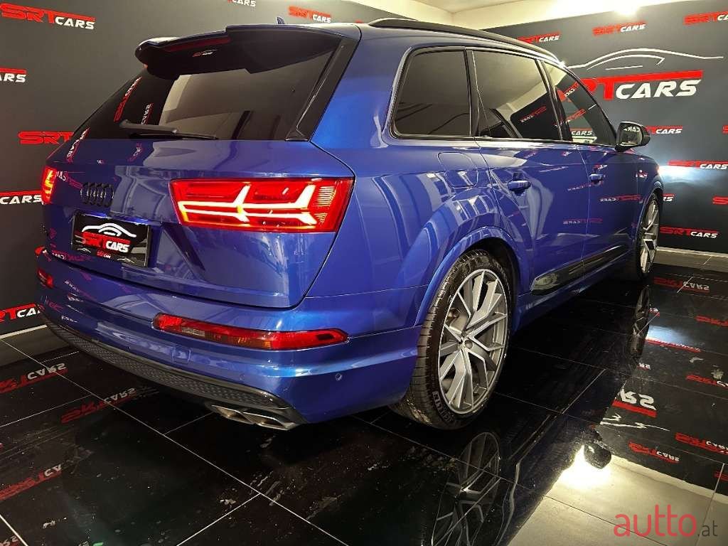 2016' Audi Q7 photo #6