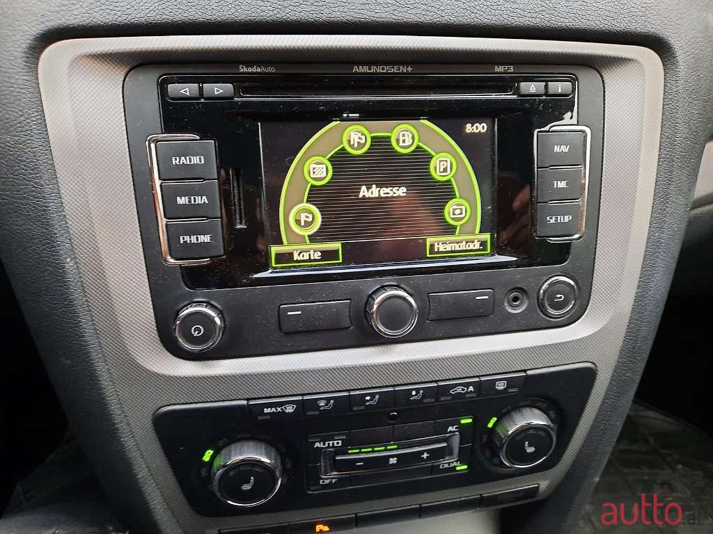 2012' Skoda Octavia photo #5