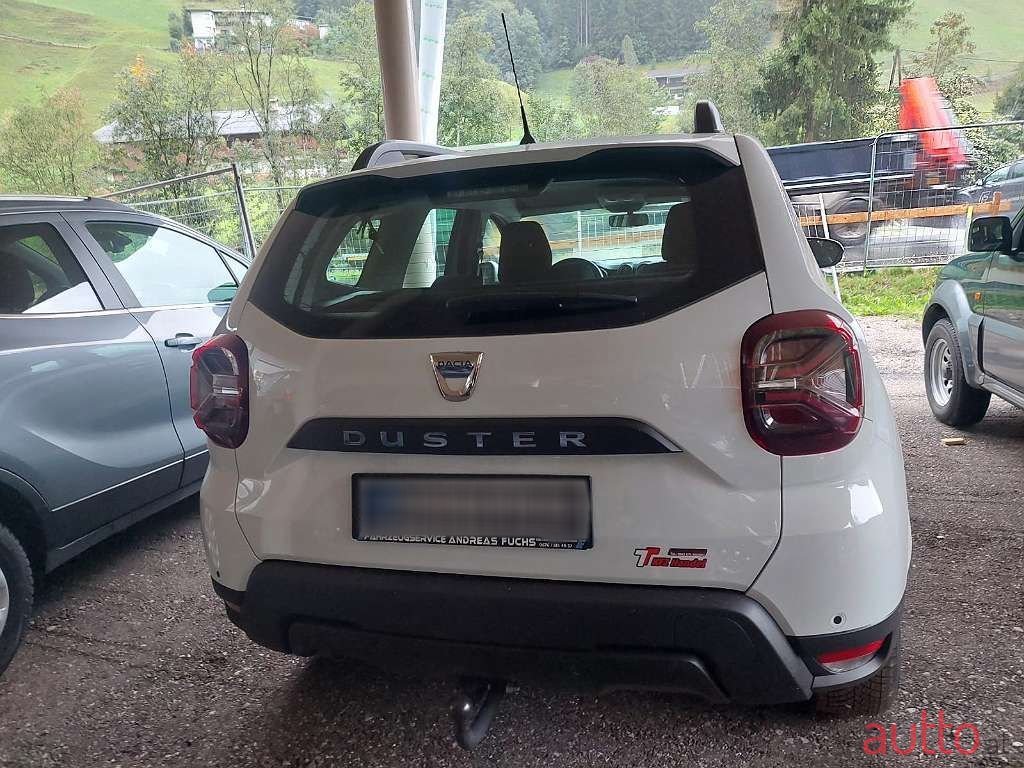 2023' Dacia Duster photo #6