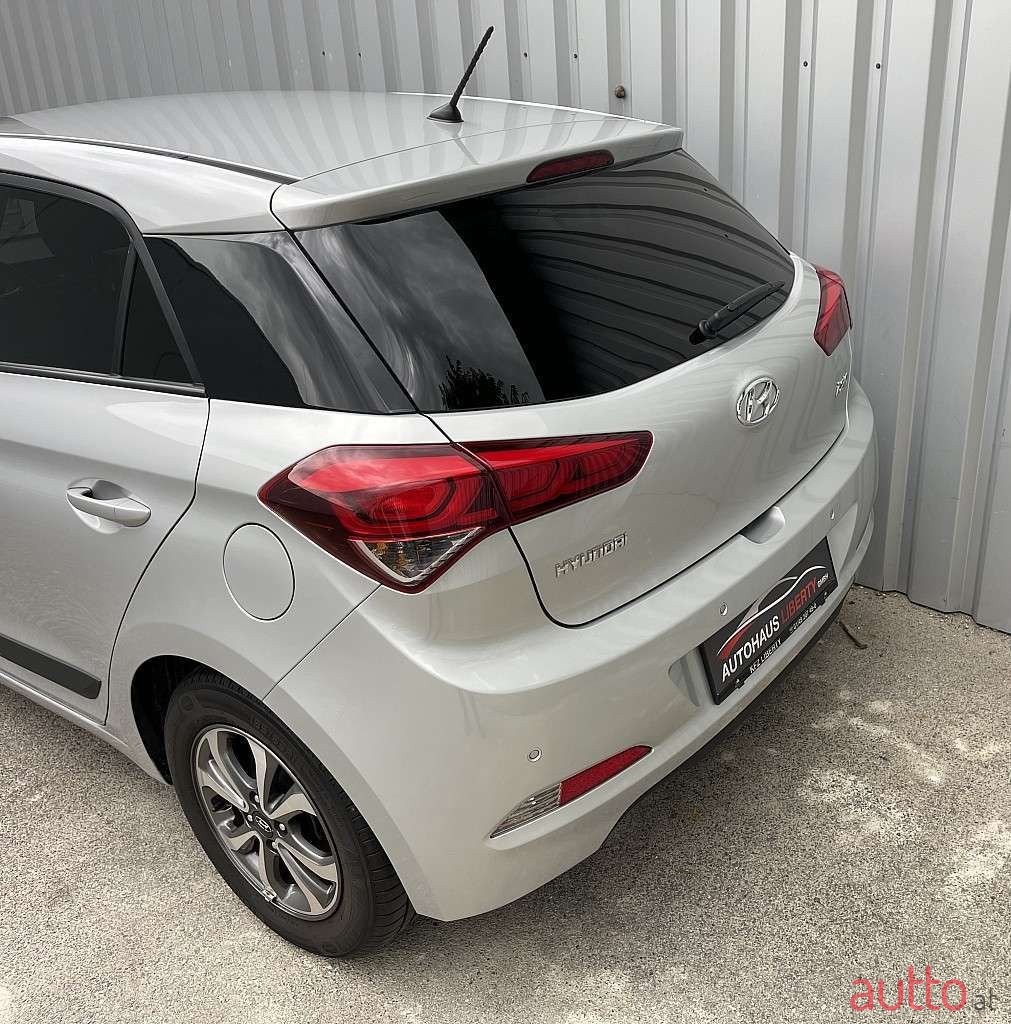2018' Hyundai i20 photo #3