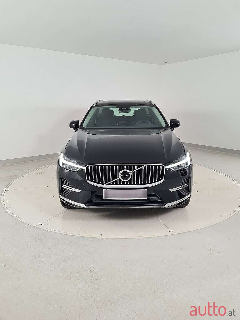2021' Volvo XC60 photo #2