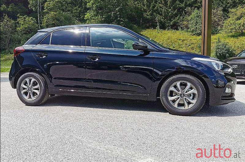 2019' Hyundai i20 photo #1