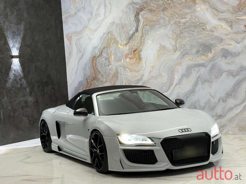 2011' Audi R8 photo #4