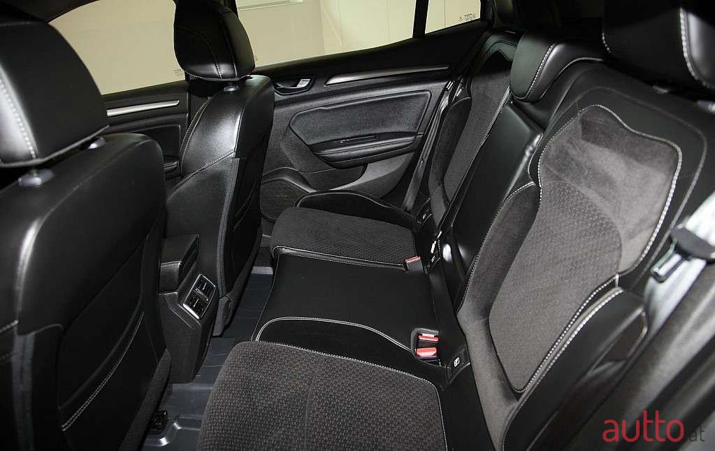 2016' Renault Megane photo #4