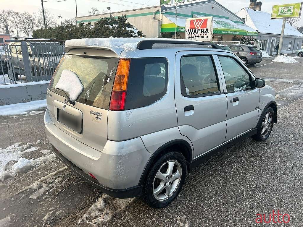 2004' Suzuki Ignis photo #5