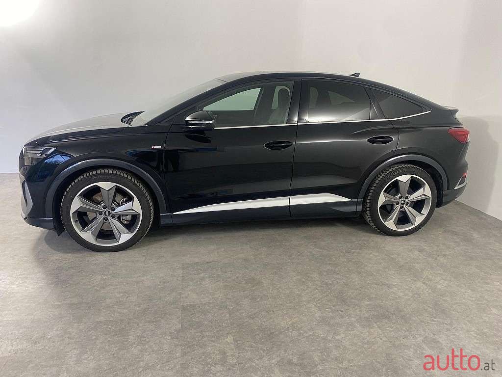 2022' Audi Q4 photo #2