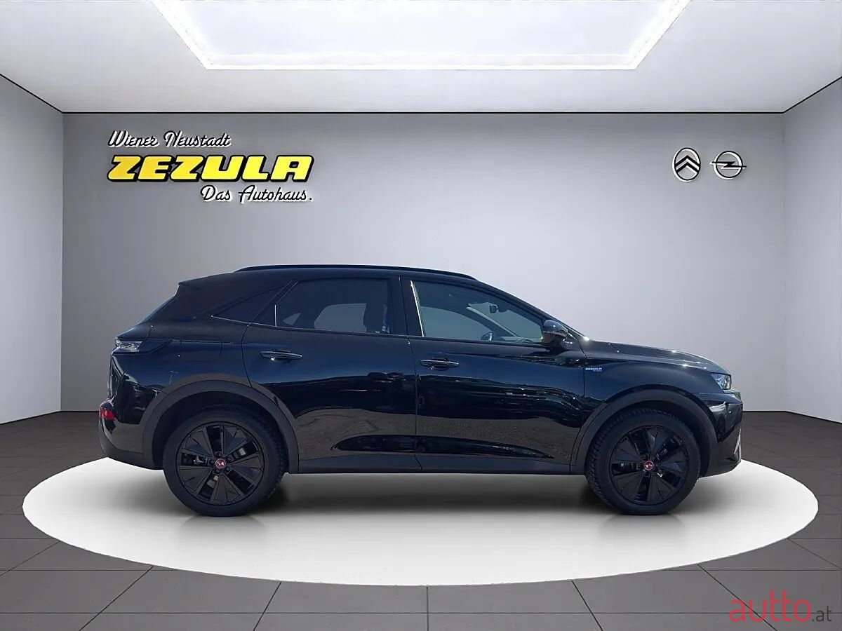 2024' DS Automobiles DS 7 Crossback photo #6