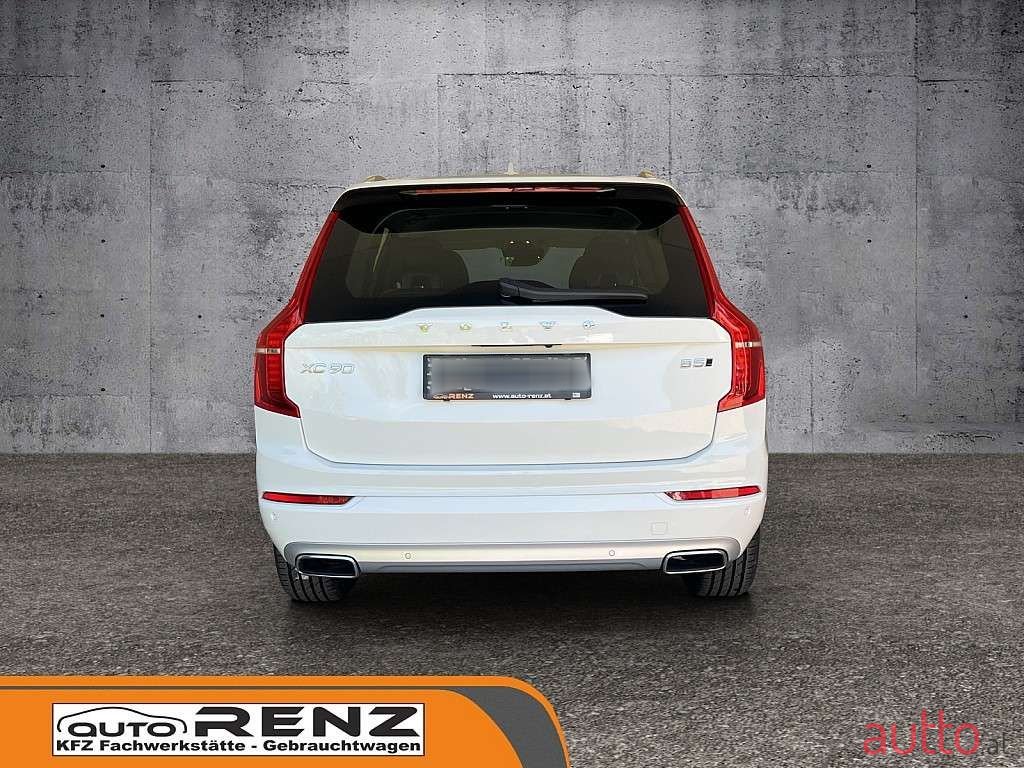 2021' Volvo XC90 photo #6