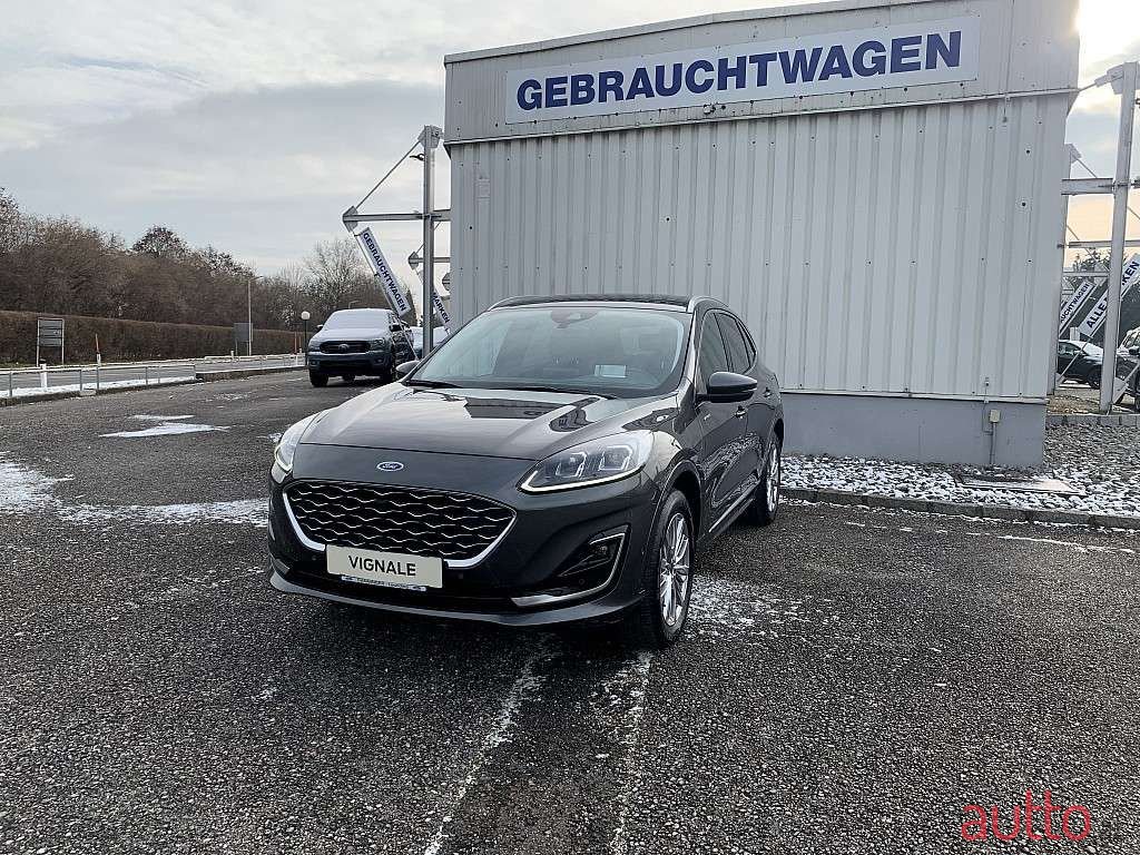 2022' Ford Kuga photo #1