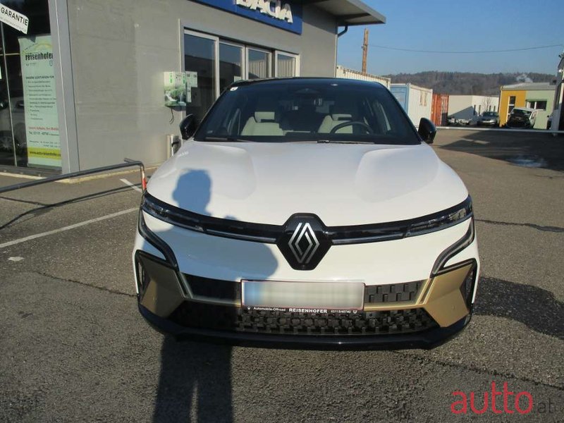 2023' Renault Megane photo #2