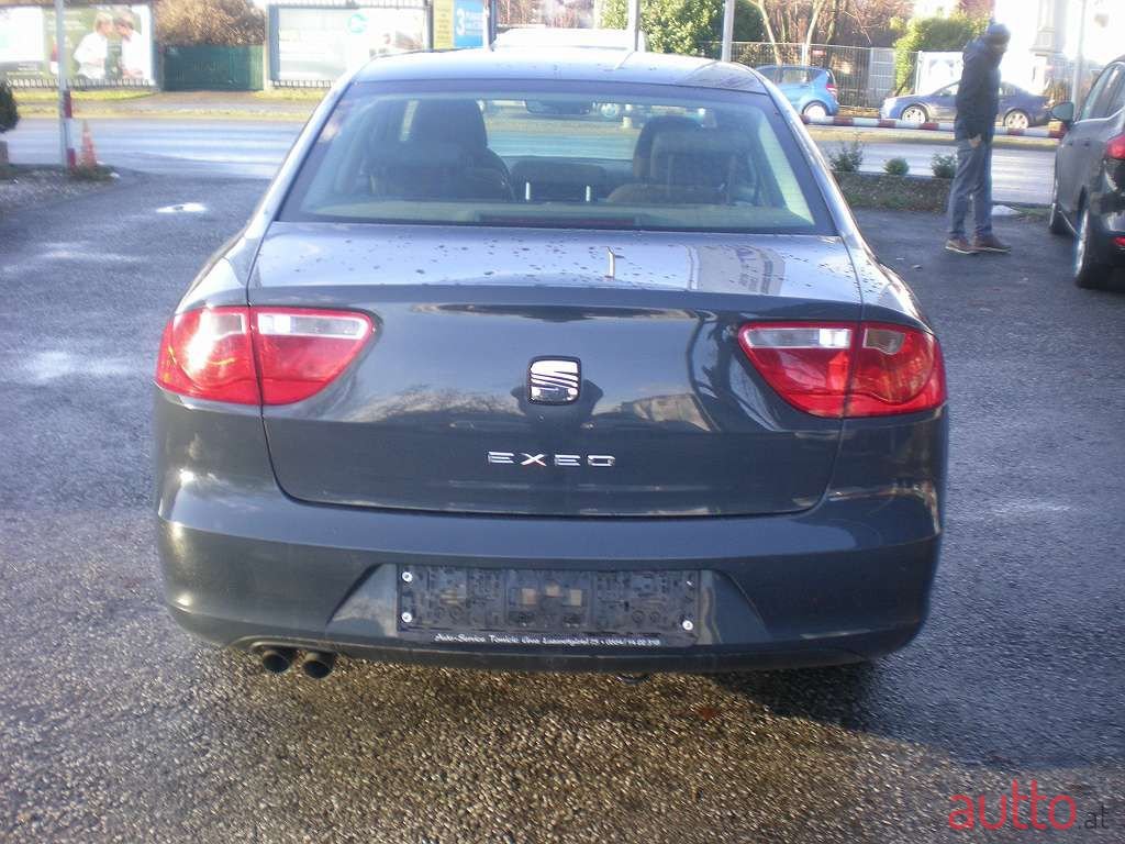 2009' SEAT Exeo photo #5