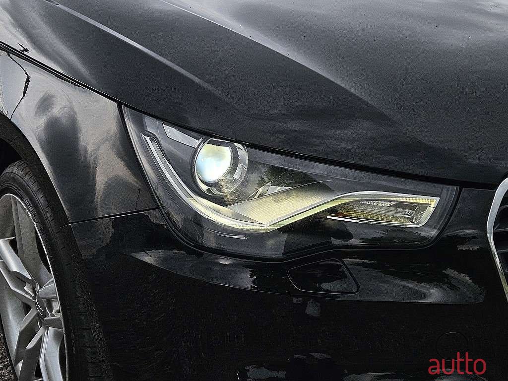 2011' Audi A1 photo #4