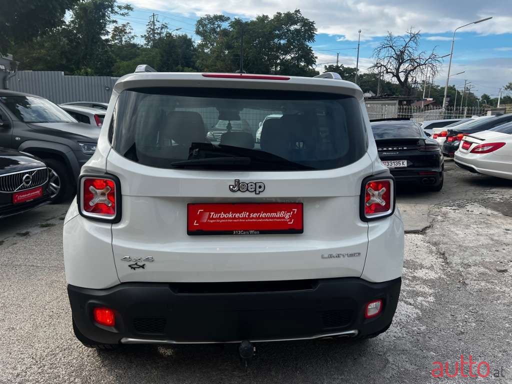 2016' Jeep Renegade photo #3