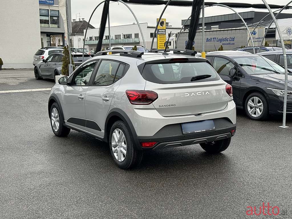 2023' Dacia Sandero photo #6