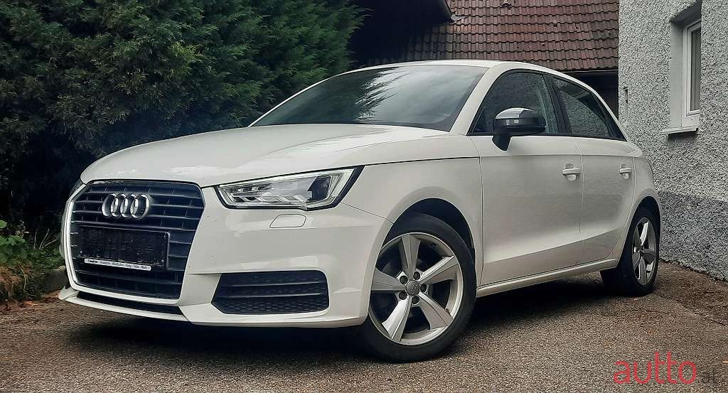 2016' Audi A1 photo #1
