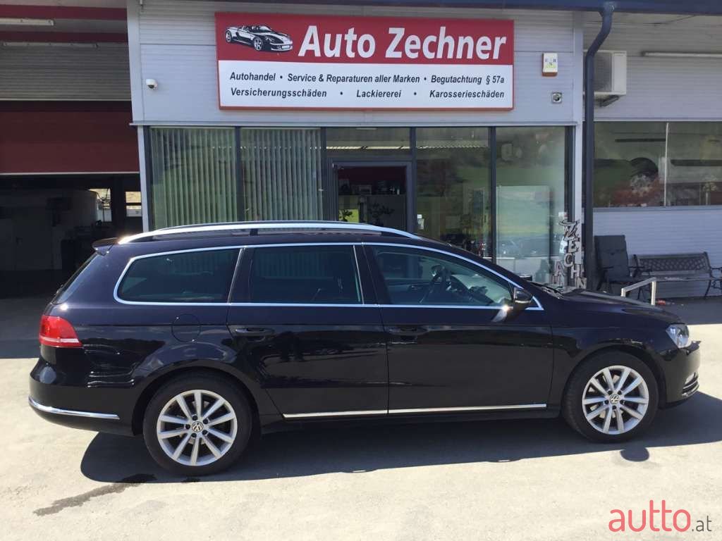 2011' Volkswagen Passat photo #1