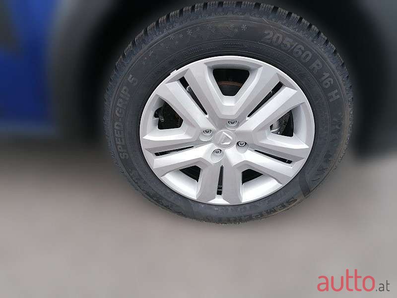 2024' Dacia Sandero photo #5