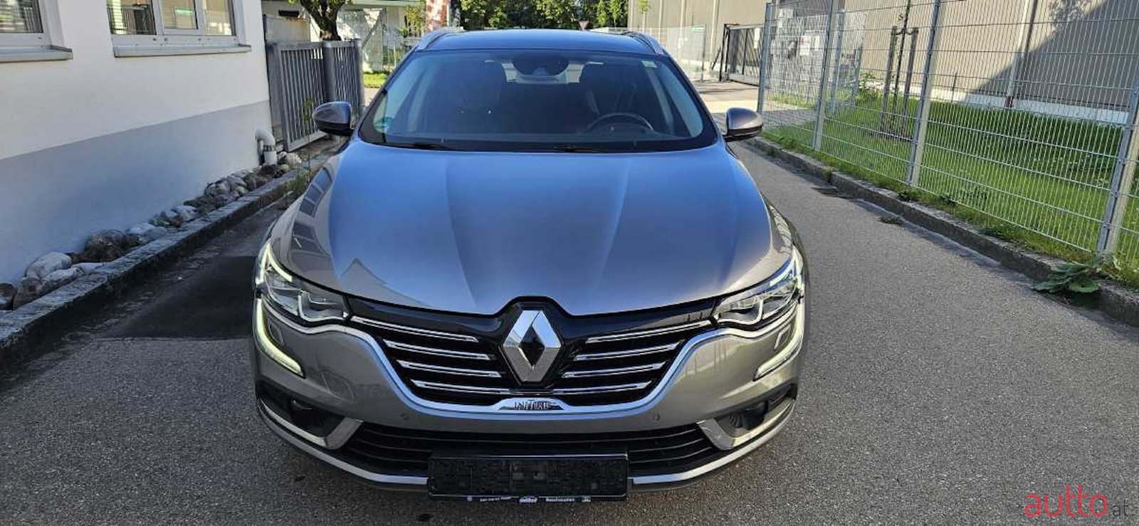 2017' Renault Talisman photo #1