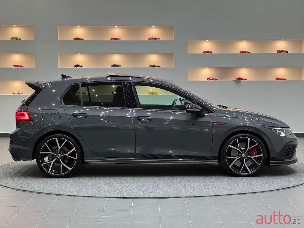 2021' Volkswagen Golf photo #5