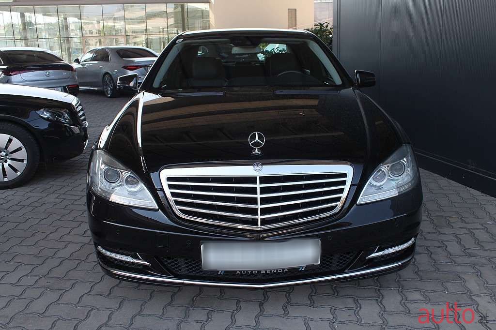 2009' Mercedes-Benz S-Klasse photo #2
