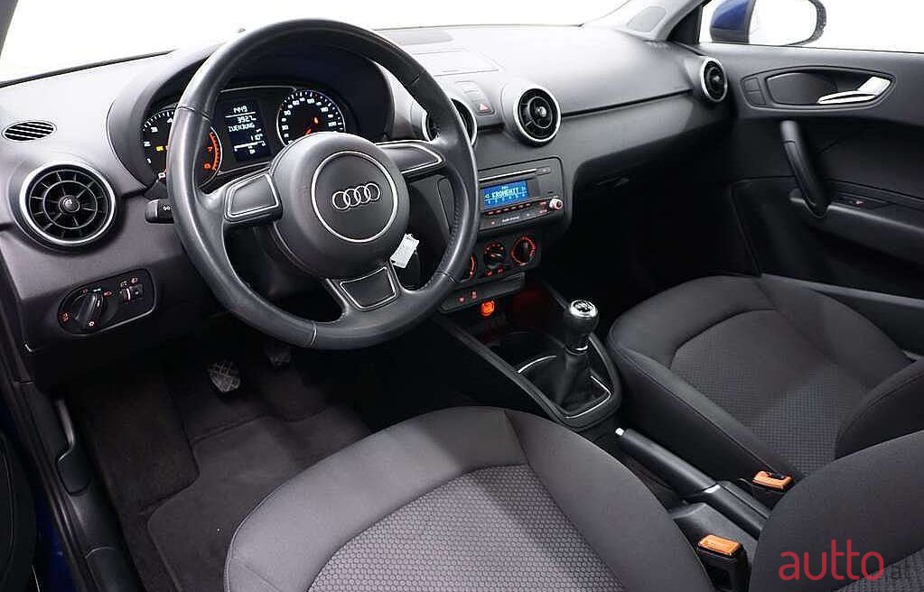 2021' Audi A1 photo #5