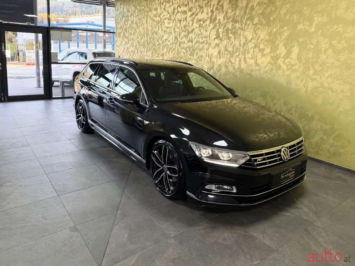 2016' Volkswagen Passat photo #2