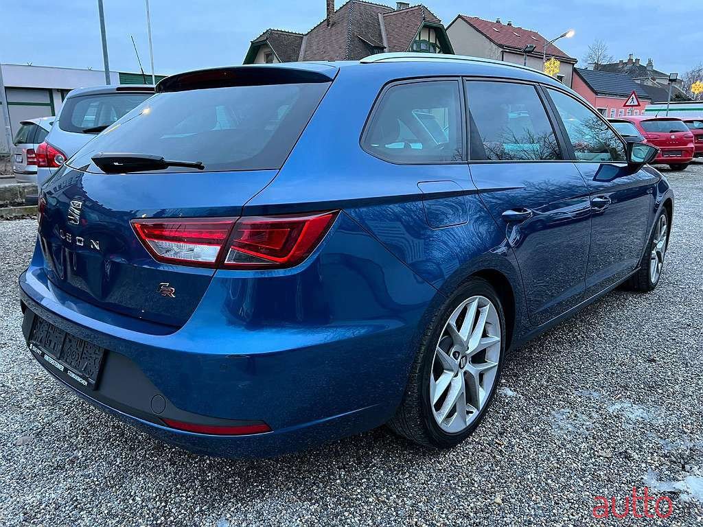 2014' SEAT Leon photo #4