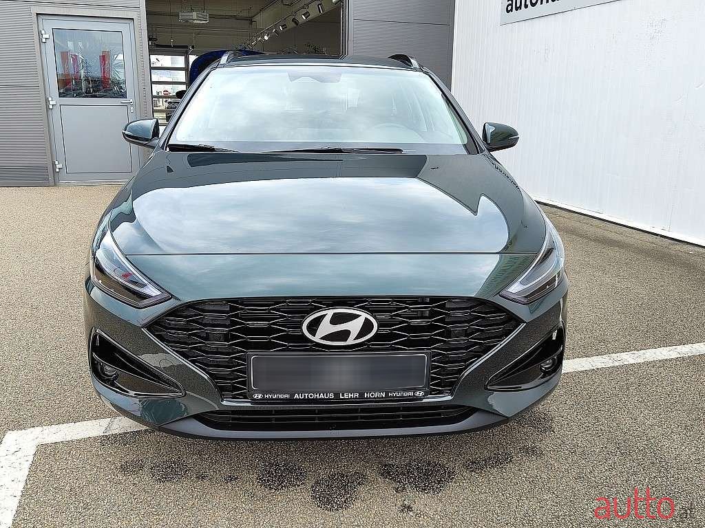 2024' Hyundai i30 photo #2