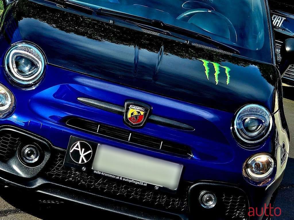 2020' Fiat 500 Abarth photo #2