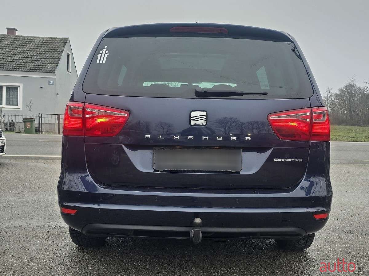 2012' SEAT Alhambra photo #6