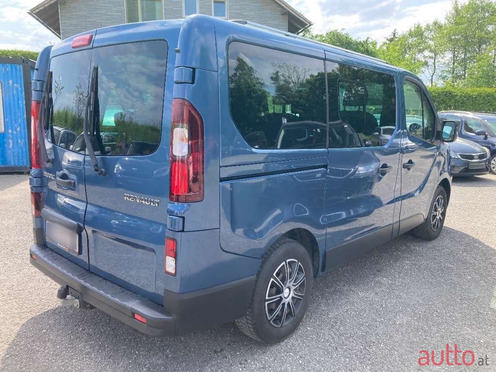 2015' Renault Trafic photo #4