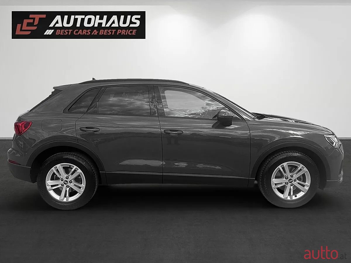 2020' Audi Q3 photo #5
