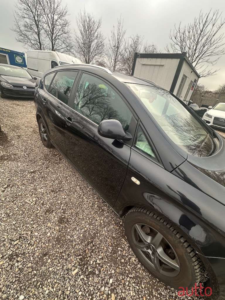 2006' SEAT Altea XL photo #3