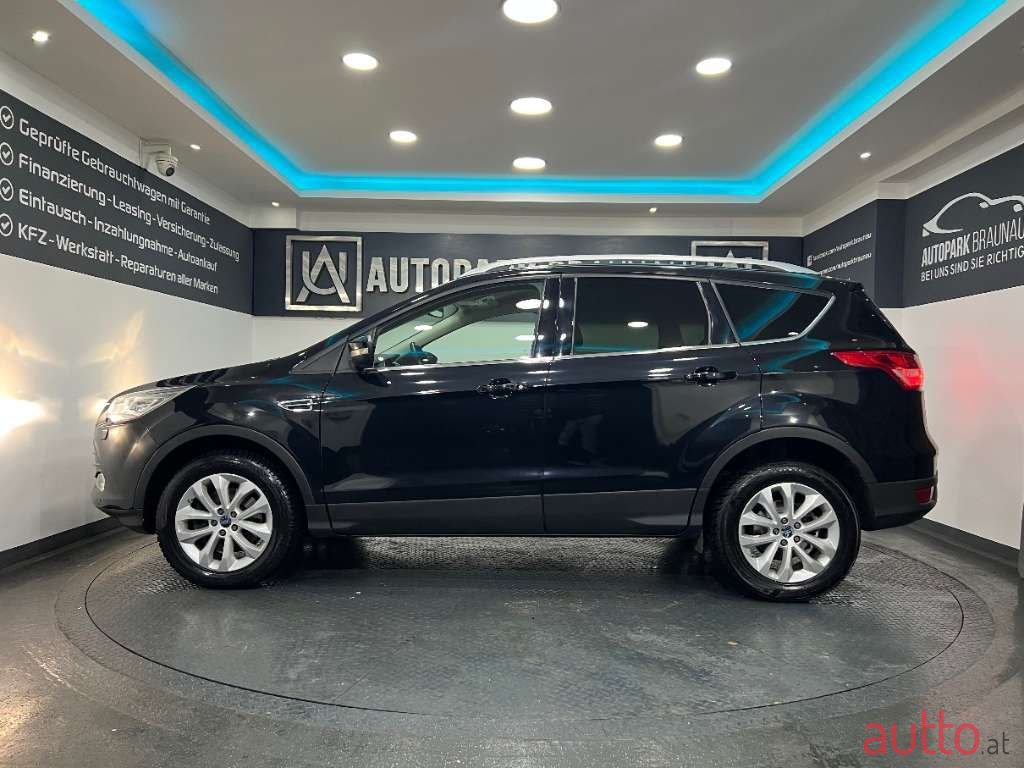 2016' Ford Kuga photo #3