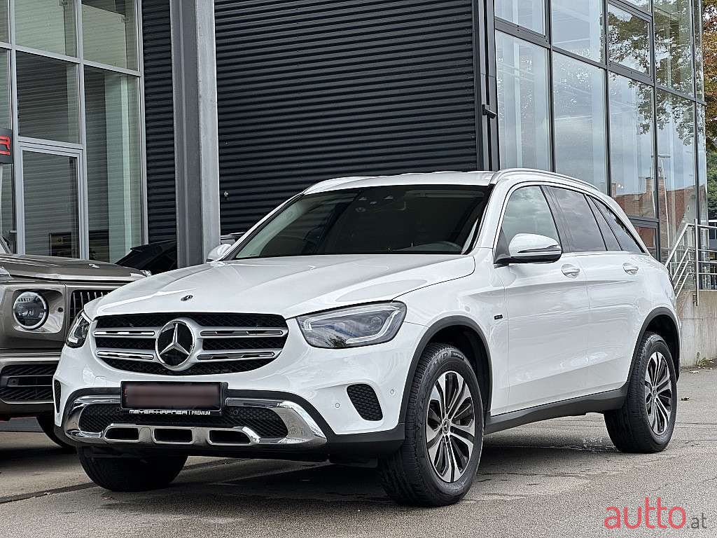 2021' Mercedes-Benz Glc-Klasse photo #2