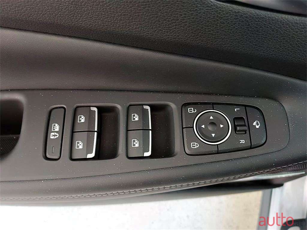 2023' Hyundai Santa Fe photo #5