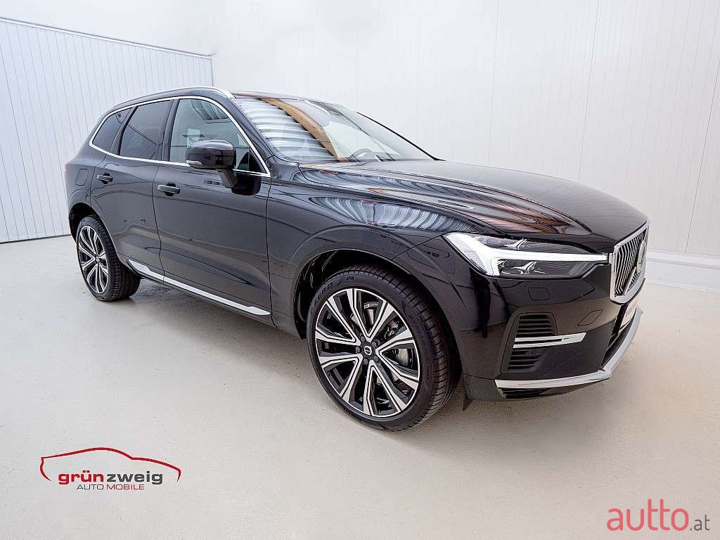 2021' Volvo XC60 photo #3