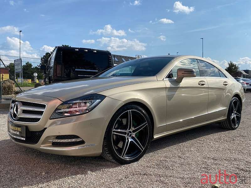 2011' Mercedes-Benz Cls-Klasse photo #2