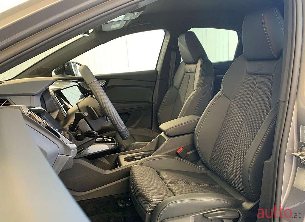 2023' Audi e-tron photo #6