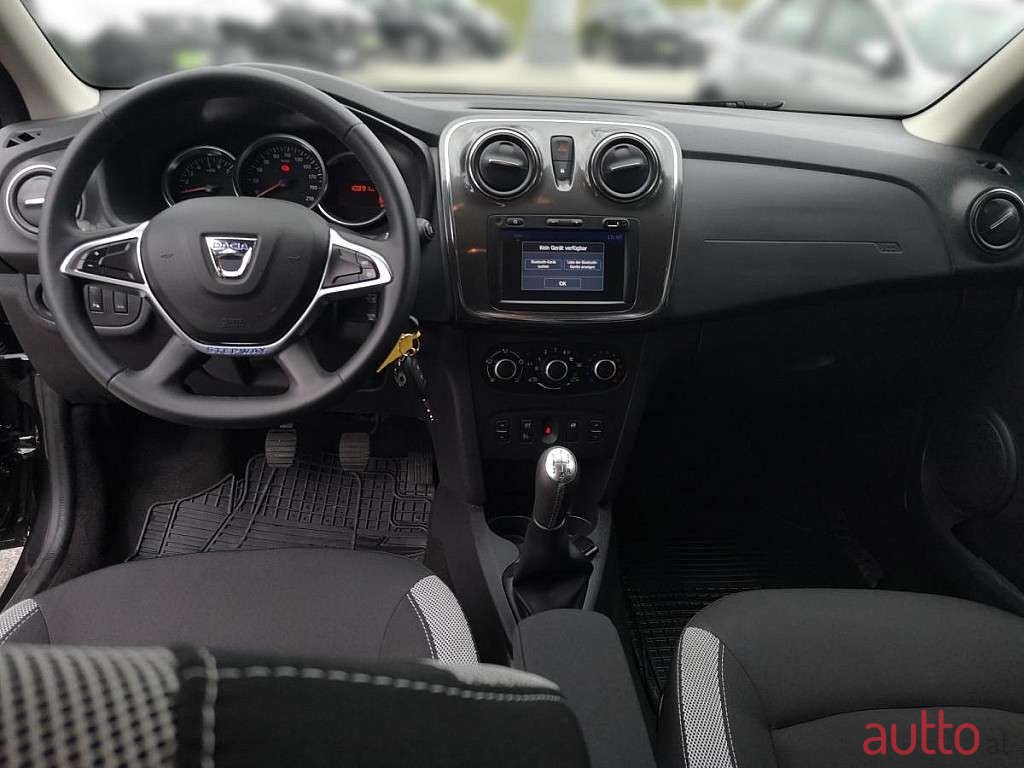 2020' Dacia Logan photo #4