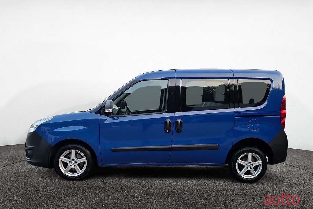 2013' Opel Combo photo #2